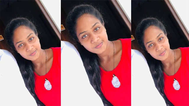 Desi Maal Pussy Licking And Spreading Fucks